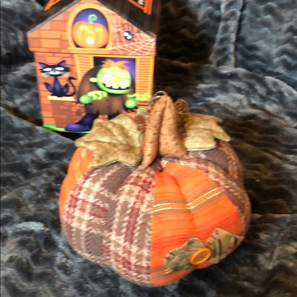 decorative pumpkin & box - Picture 3 of 4